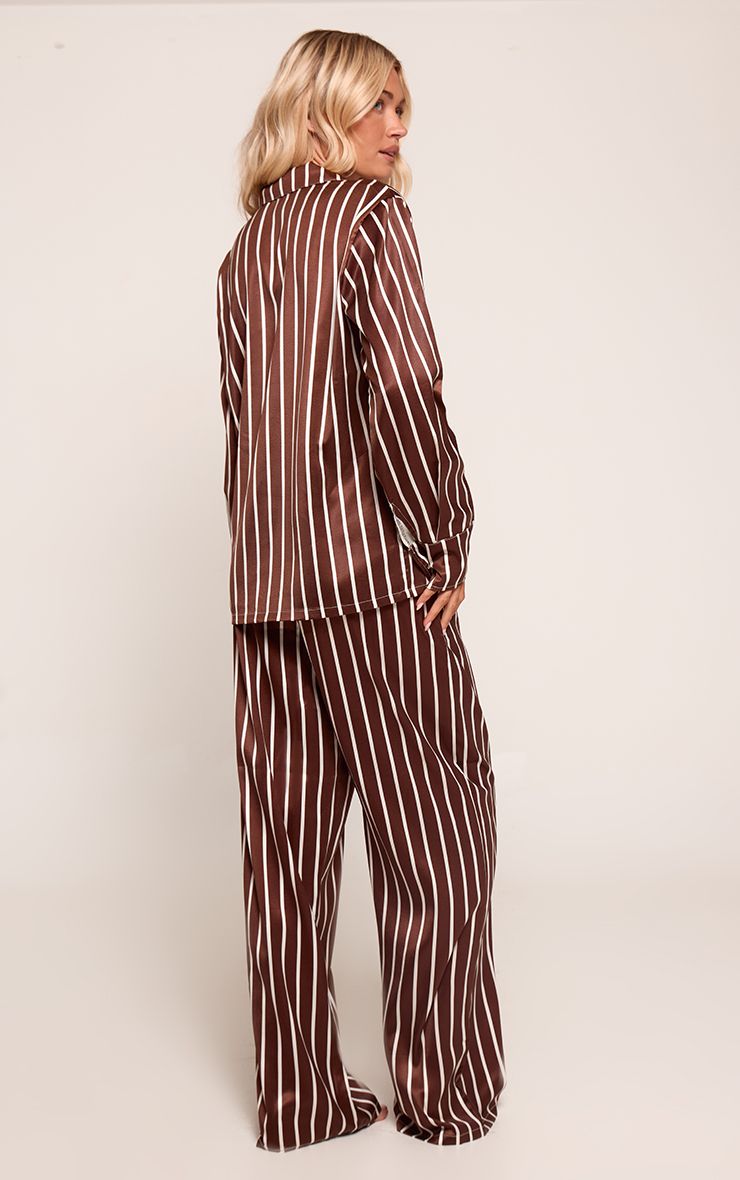 https://mediahub.prettylittlething.com/cnq9674_chocolate_xl_1