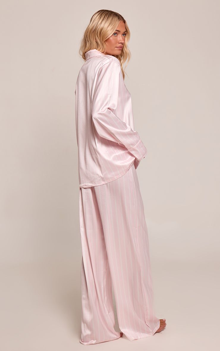 https://mediahub.prettylittlething.com/cnq9708_baby%20pink_xl_1