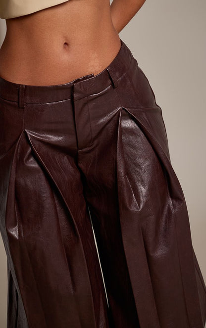 https://mediahub.prettylittlething.com/cnq9731_chocolate_xl_3