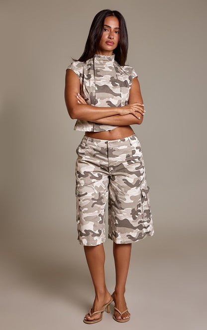https://mediahub.prettylittlething.com/cnq9756_multi_xl
