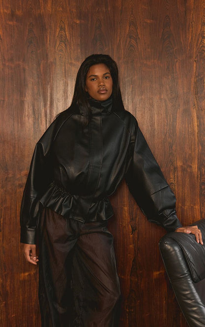 https://mediahub.prettylittlething.com/cnr0119_black_xl_4
