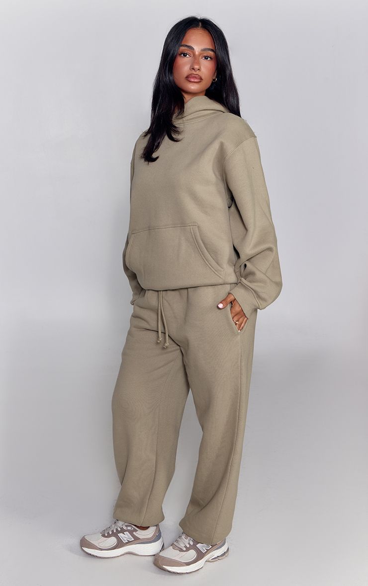 https://mediahub.prettylittlething.com/cnr0366_soft%20olive_xl_3