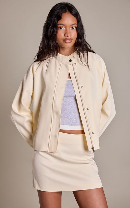 https://mediahub.prettylittlething.com/cnr0413_ecru_xl
