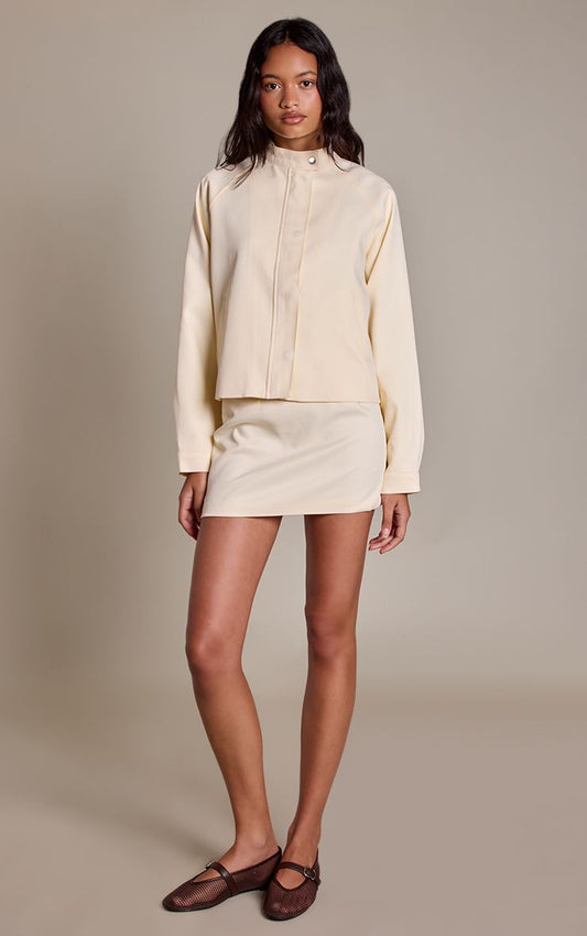 https://mediahub.prettylittlething.com/cnr0416_ecru_xl