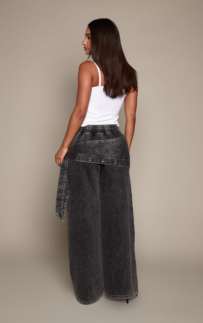 https://mediahub.prettylittlething.com/cnr0529_charcoal_xl_2