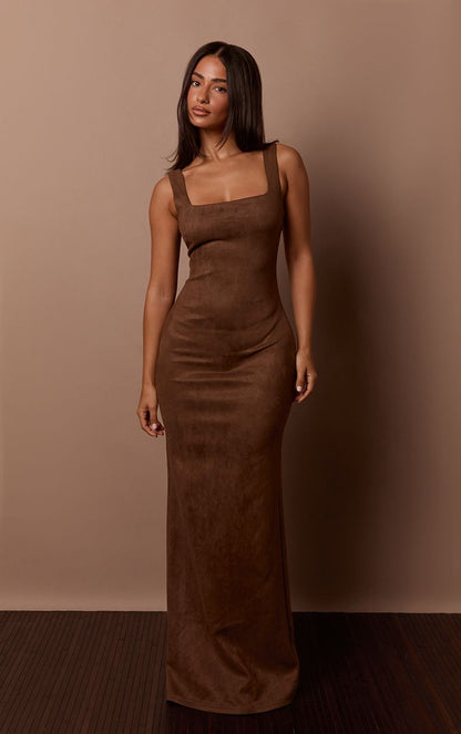 https://mediahub.prettylittlething.com/cnr0617_chocolate_xl