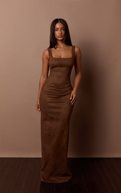 https://mediahub.prettylittlething.com/cnr0617_chocolate_xl_4