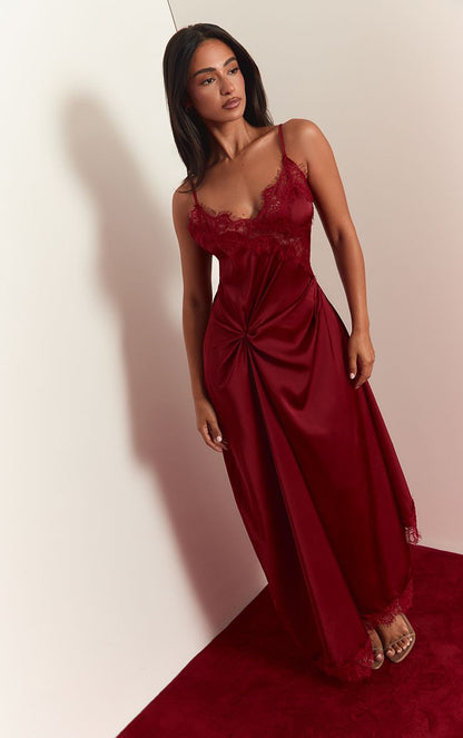 https://mediahub.prettylittlething.com/cnr0620_red_xl