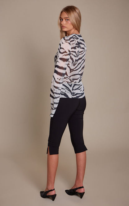 https://mediahub.prettylittlething.com/cnr0807_black_xl_2
