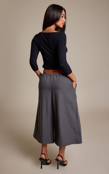 https://mediahub.prettylittlething.com/cnr0988_charcoal_xl_2