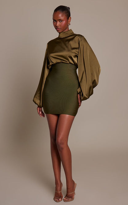 https://mediahub.prettylittlething.com/cnr1297_khaki_xl_2