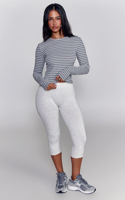 https://mediahub.prettylittlething.com/cnr1405_ash%20grey_xl_1