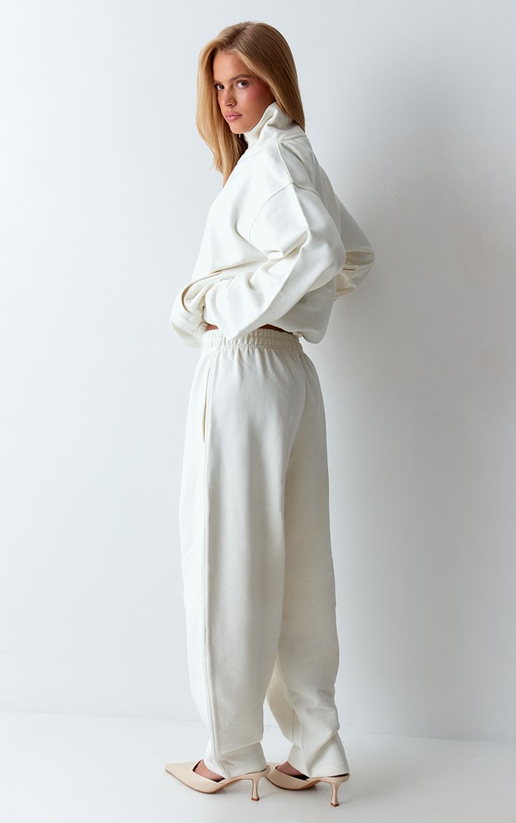 https://mediahub.prettylittlething.com/cnr1423_cream_xl_2