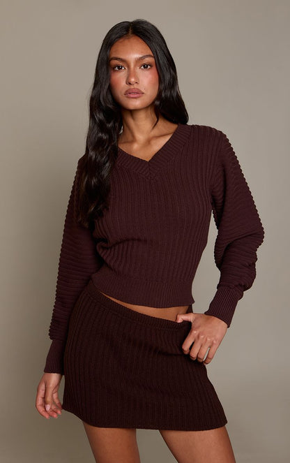 https://mediahub.prettylittlething.com/cnr3429_chocolate_xl
