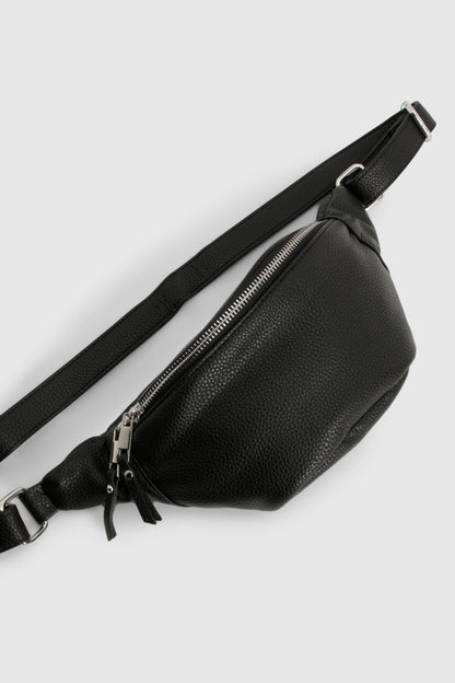 https://mediahub.prettylittlething.com/dzz32937_black_xl