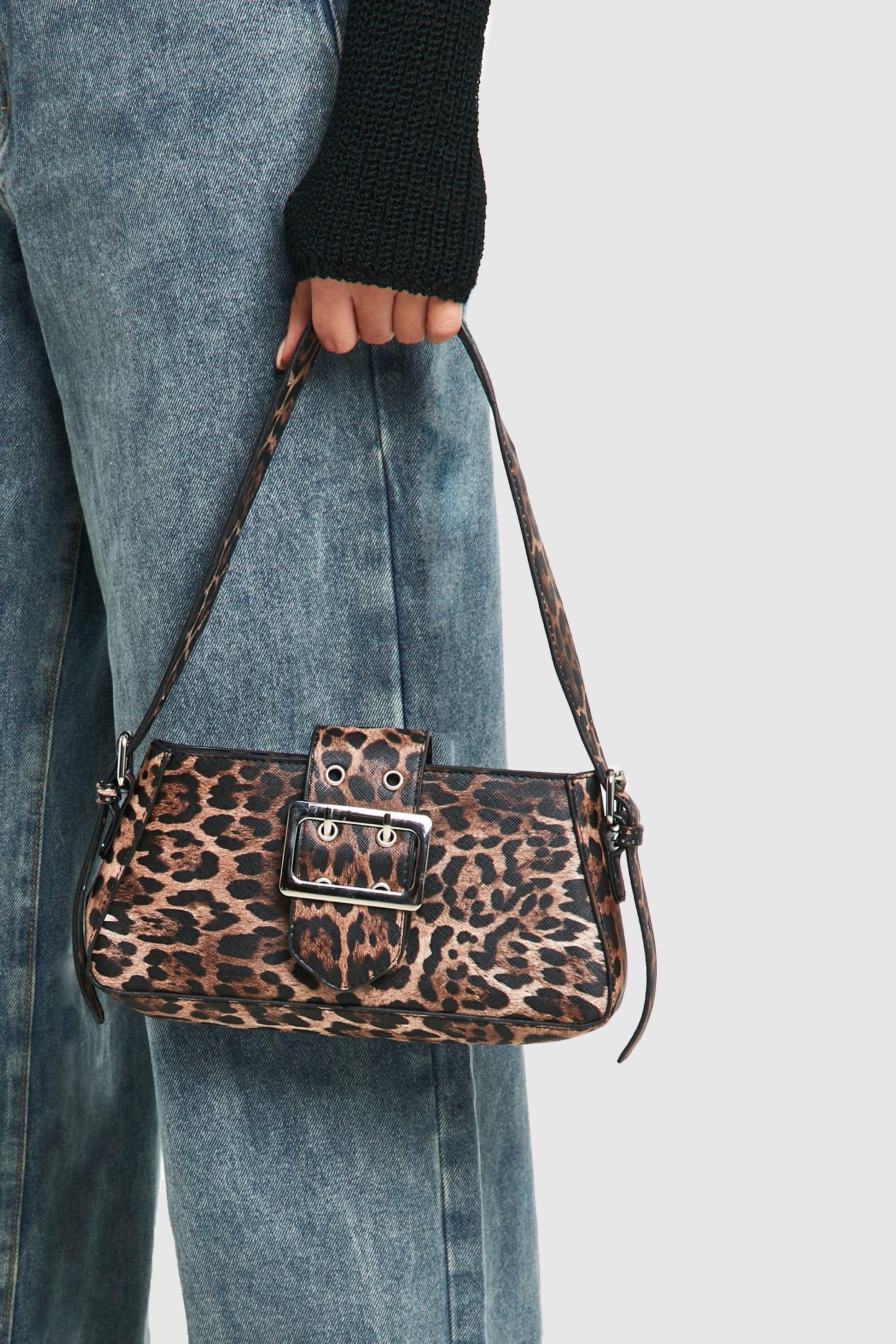 https://mediahub.prettylittlething.com/hzz02994_leopard_xl