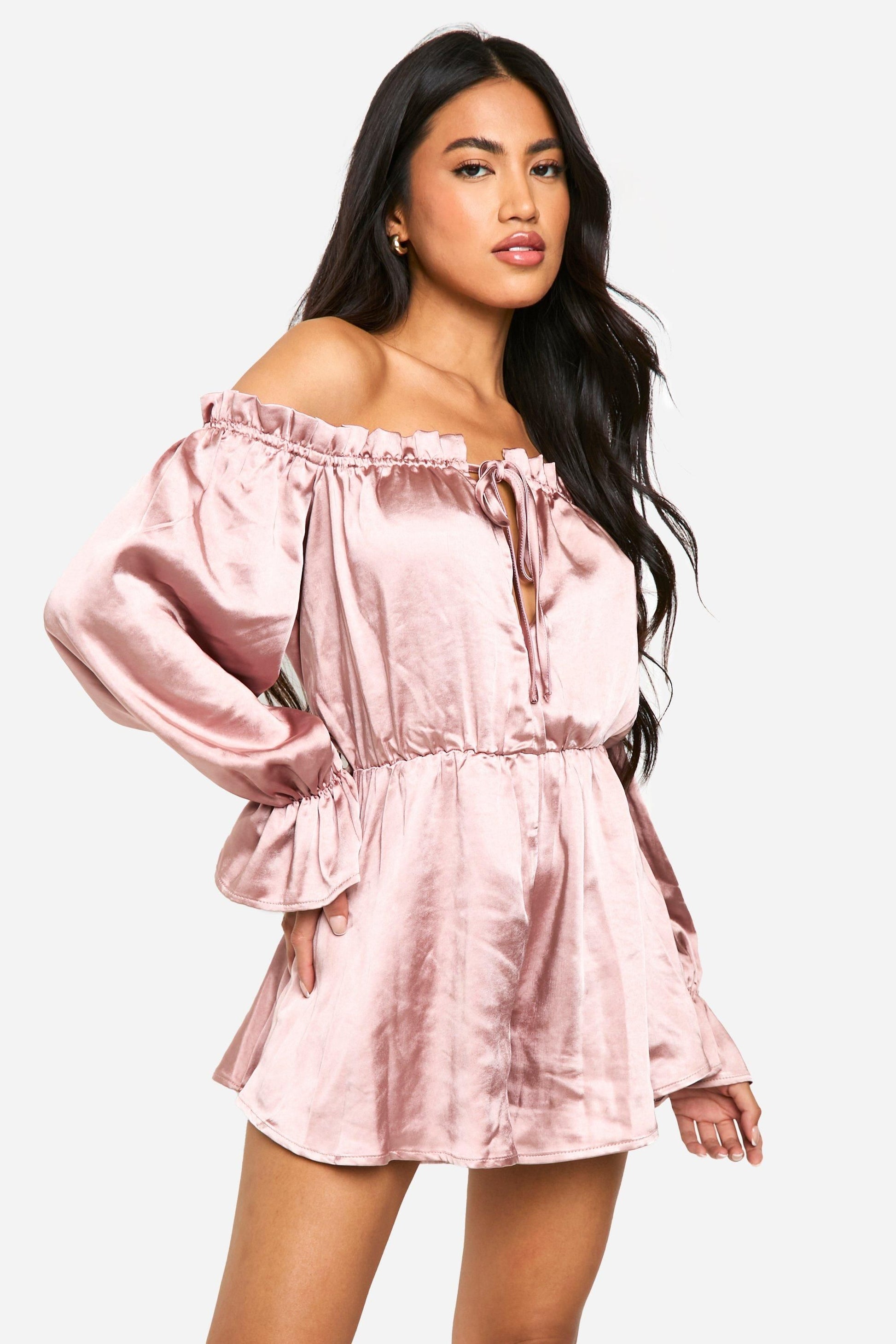 https://mediahub.prettylittlething.com/hzz09113_blush_xl
