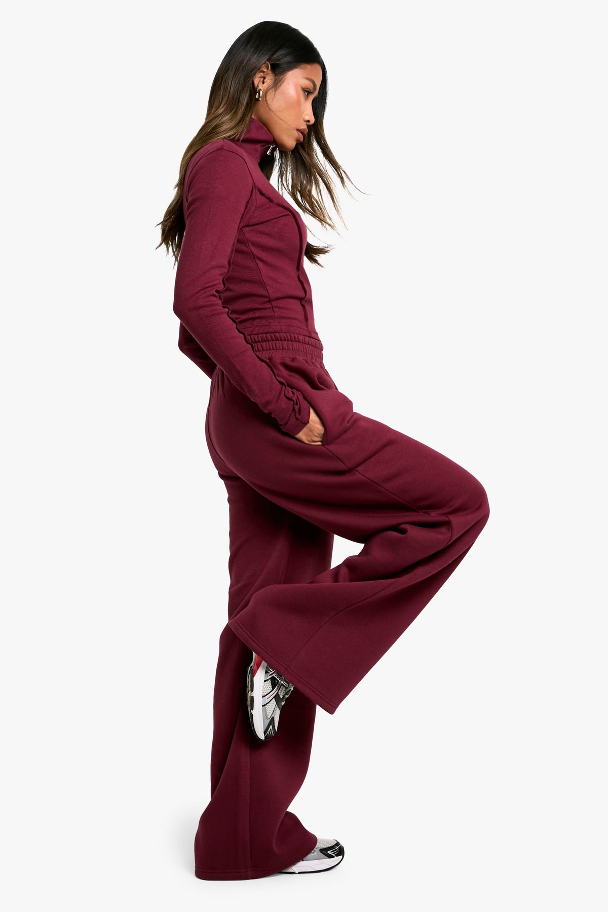 https://mediahub.prettylittlething.com/hzz13847_burgundy_xl_2