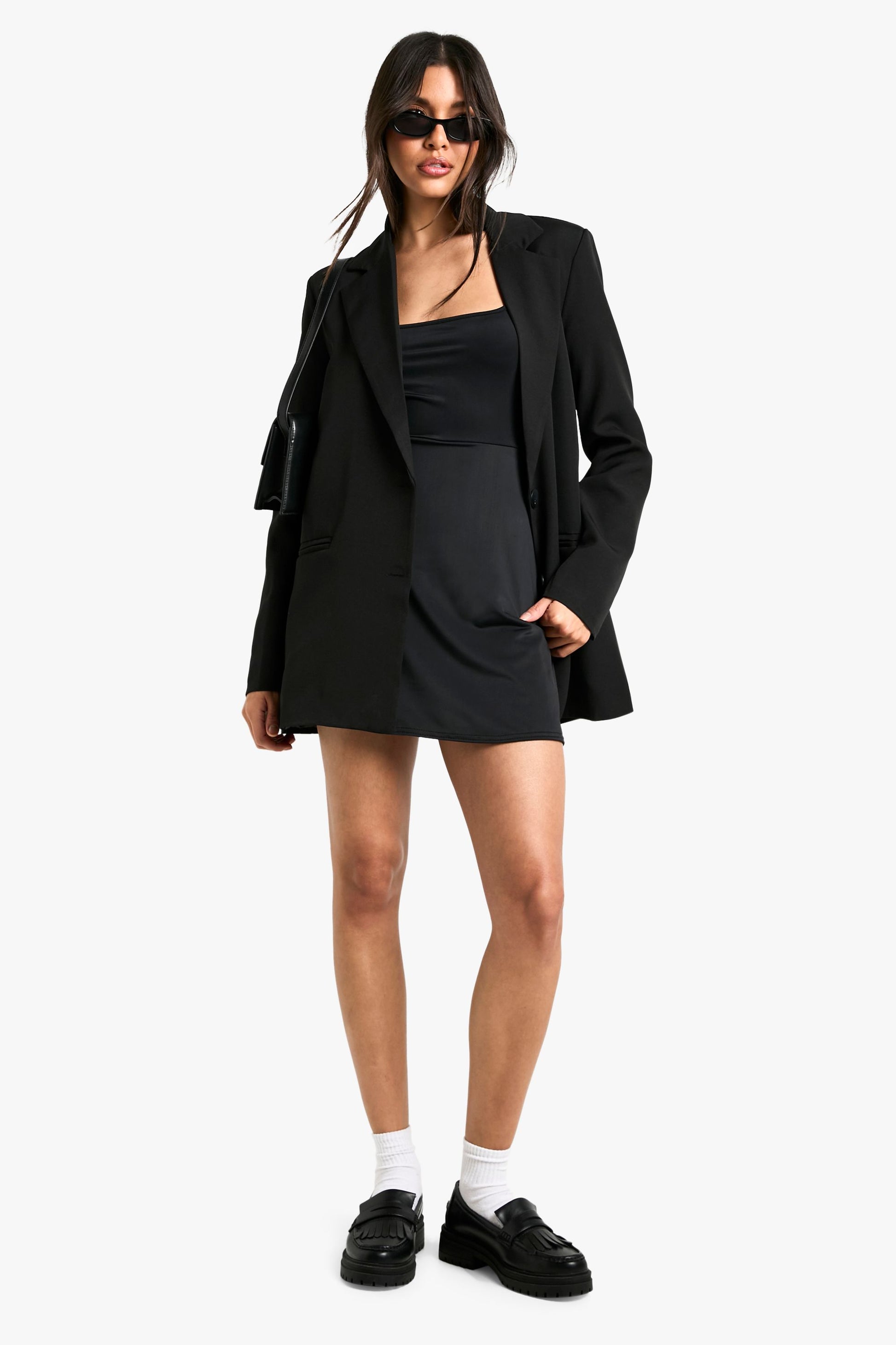 https://mediahub.prettylittlething.com/hzz18147_black_xl_2
