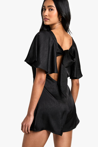 https://mediahub.prettylittlething.com/hzz21697_black_xl