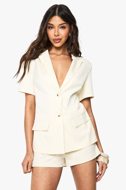 https://mediahub.prettylittlething.com/hzz22216_cream_xl