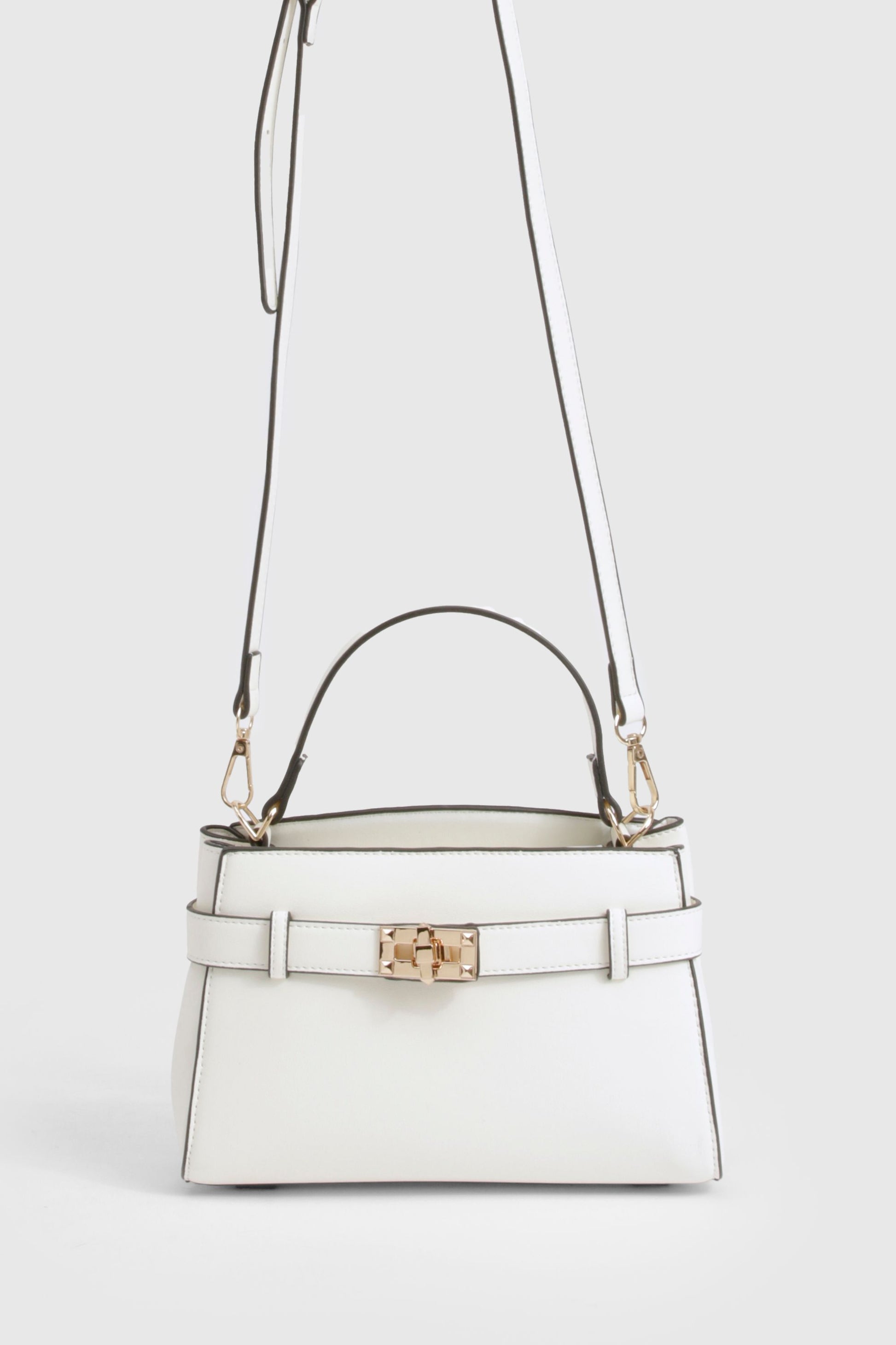 https://mediahub.prettylittlething.com/hzz24890_ecru_xl_1