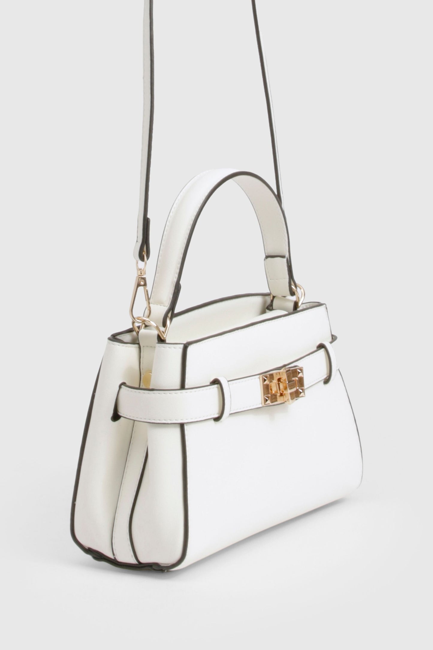 https://mediahub.prettylittlething.com/hzz24890_ecru_xl_2