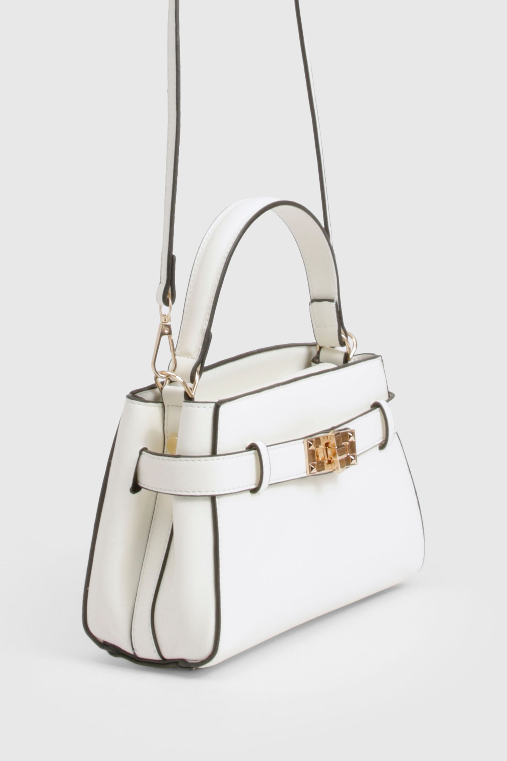 https://mediahub.prettylittlething.com/hzz24890_ecru_xl_2