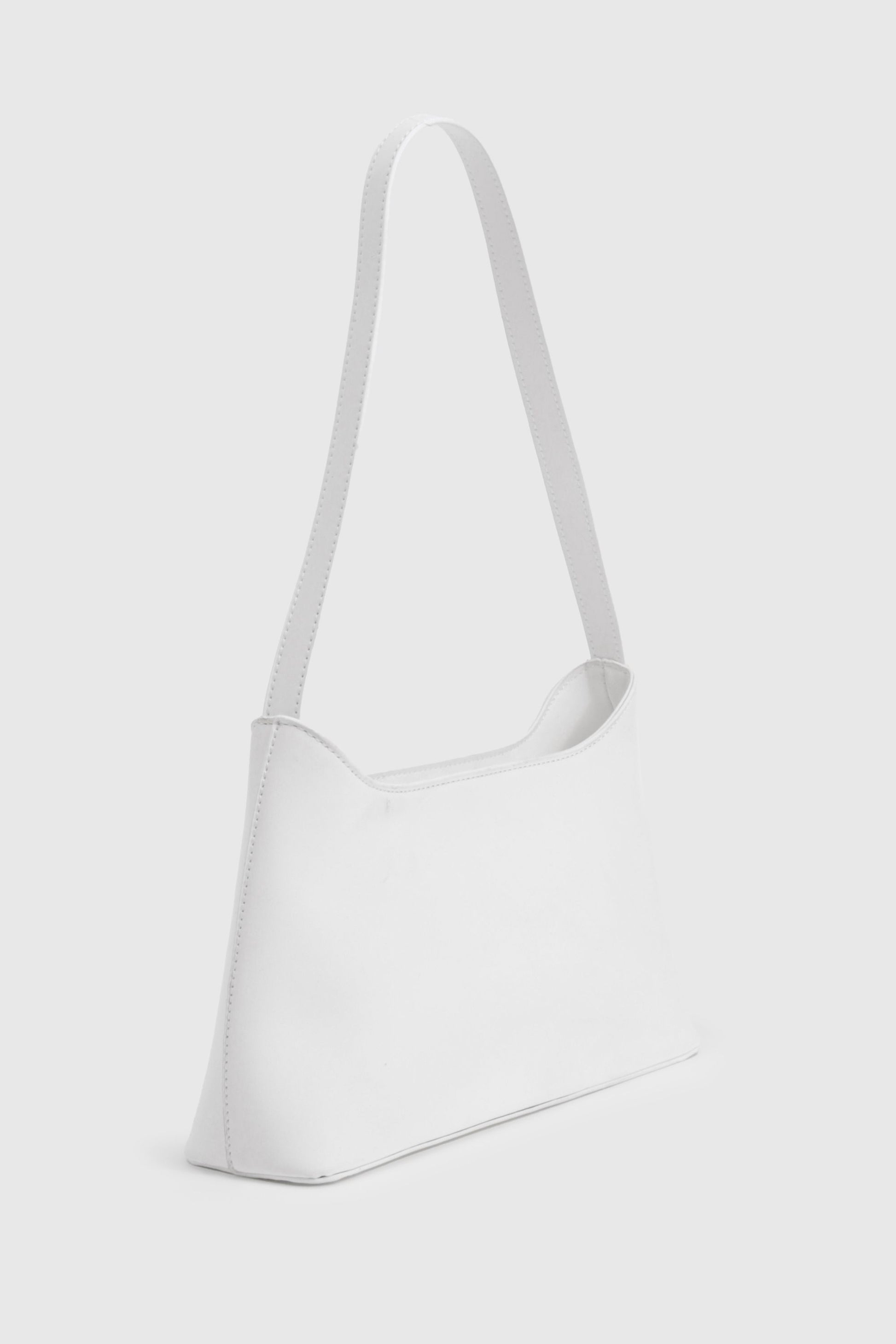 https://mediahub.prettylittlething.com/hzz24893_white_xl_2