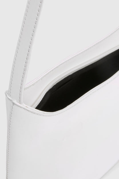 https://mediahub.prettylittlething.com/hzz24893_white_xl_3
