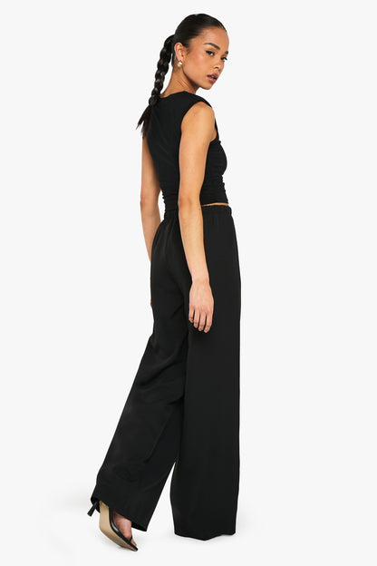 https://mediahub.prettylittlething.com/hzz24900_black_xl_1