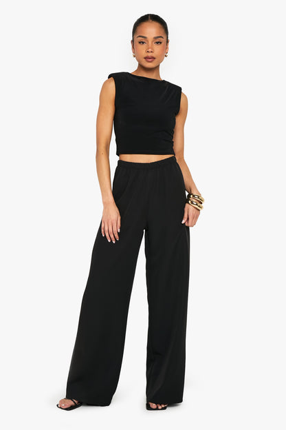 https://mediahub.prettylittlething.com/hzz24900_black_xl_2
