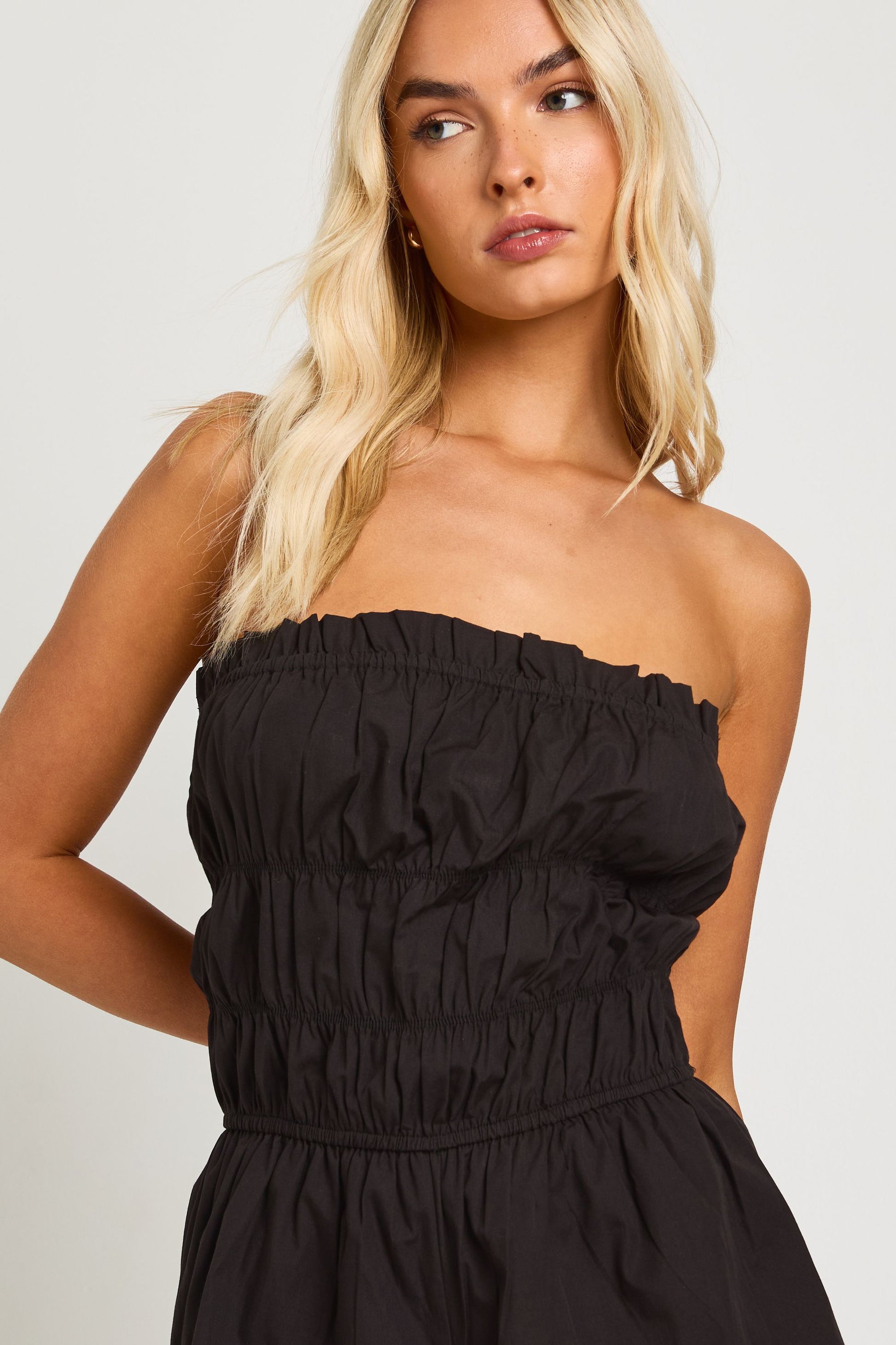 https://mediahub.prettylittlething.com/hzz26505_black_xl_3