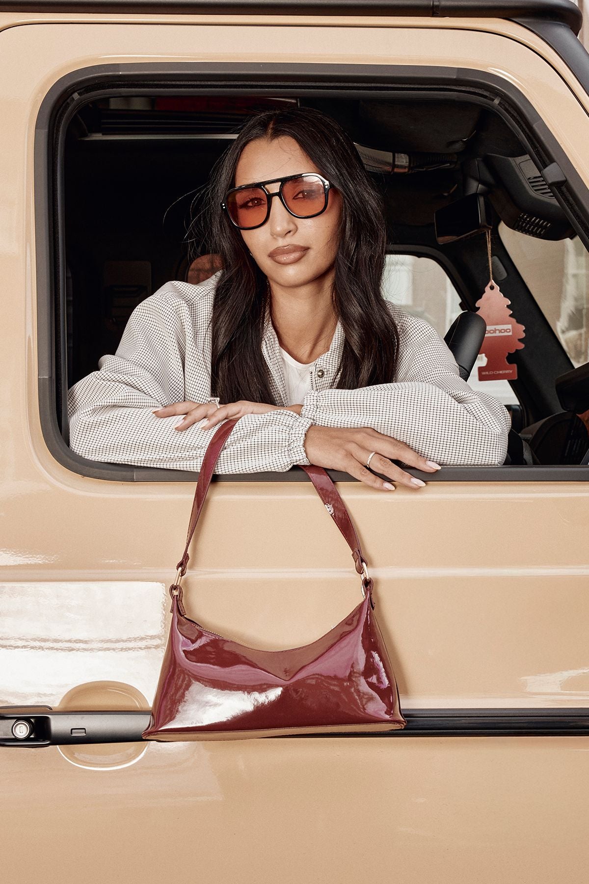 https://mediahub.prettylittlething.com/hzz37416_burgundy_xl