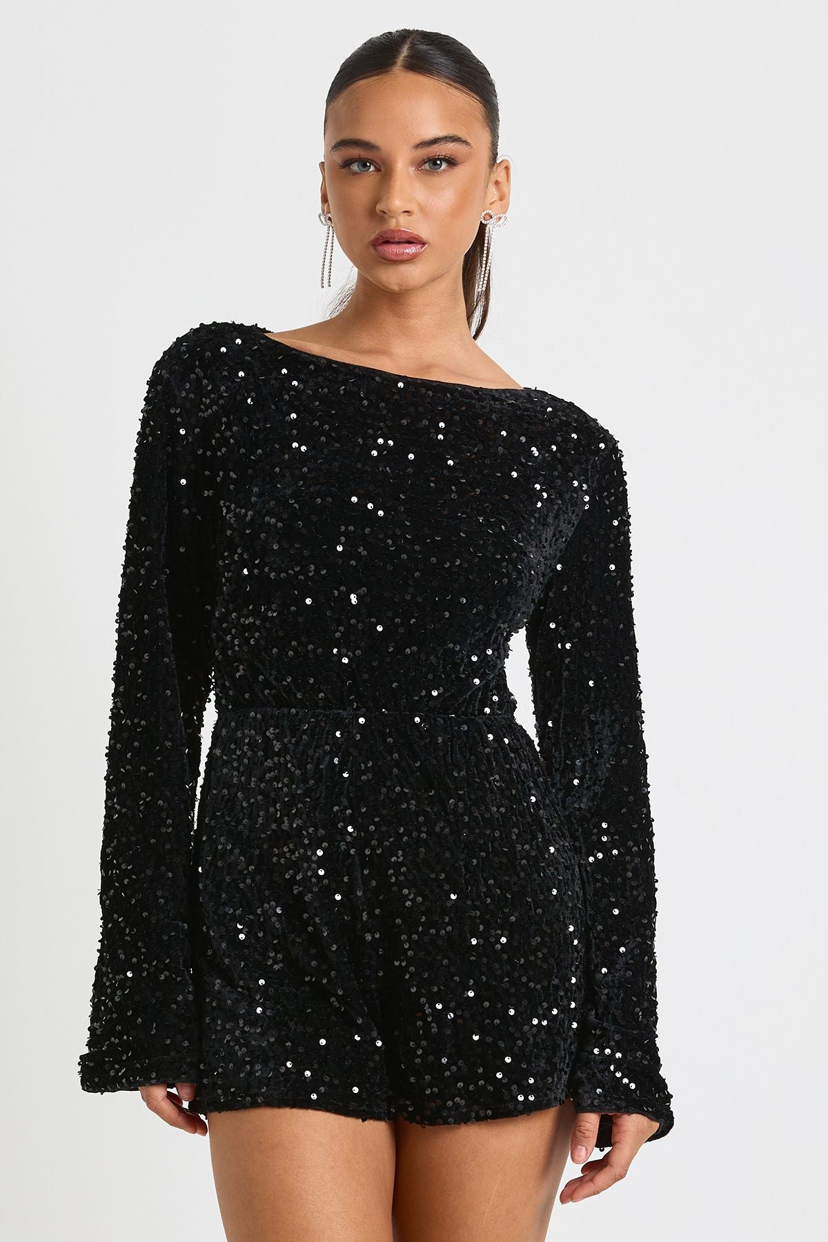 https://mediahub.prettylittlething.com/hzz39653_black_xl