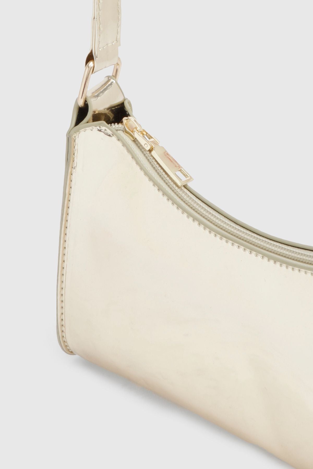 https://mediahub.prettylittlething.com/hzz41844_gold_xl_3