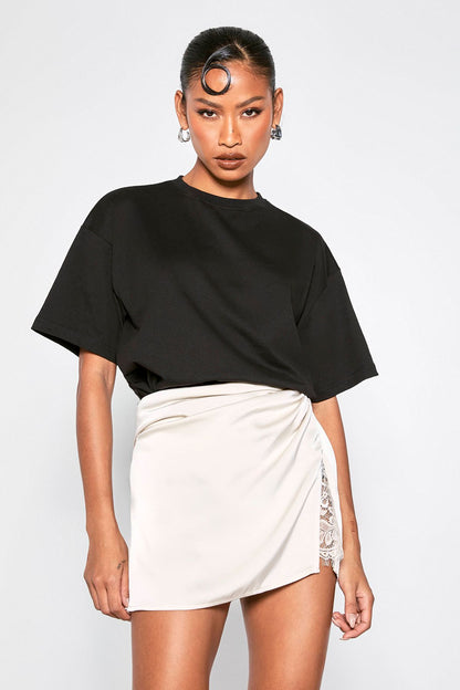 https://mediahub.prettylittlething.com/hzz44473_oyster_xl_2