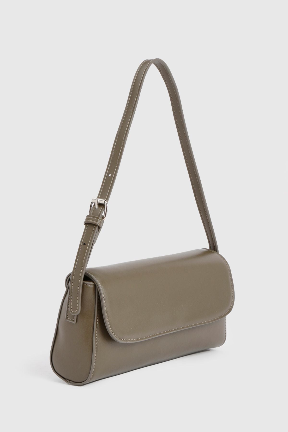 https://mediahub.prettylittlething.com/hzz45835_khaki_xl_2