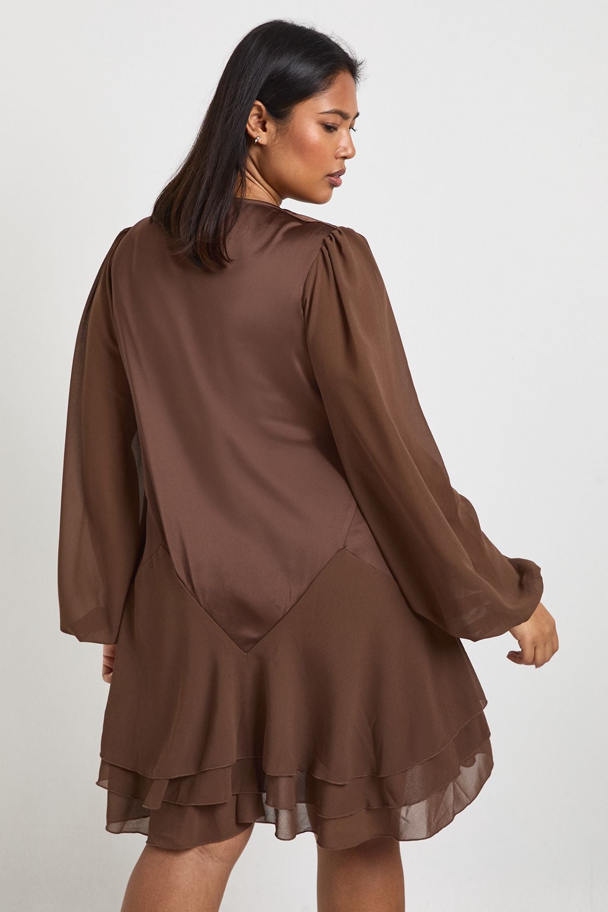https://mediahub.prettylittlething.com/hzz47295_chocolate_xl_1