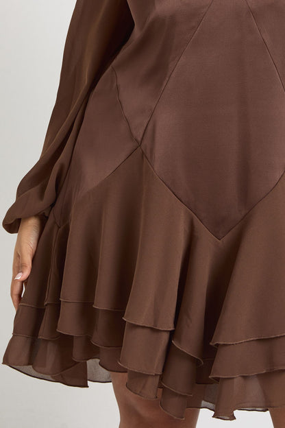 https://mediahub.prettylittlething.com/hzz47295_chocolate_xl_3