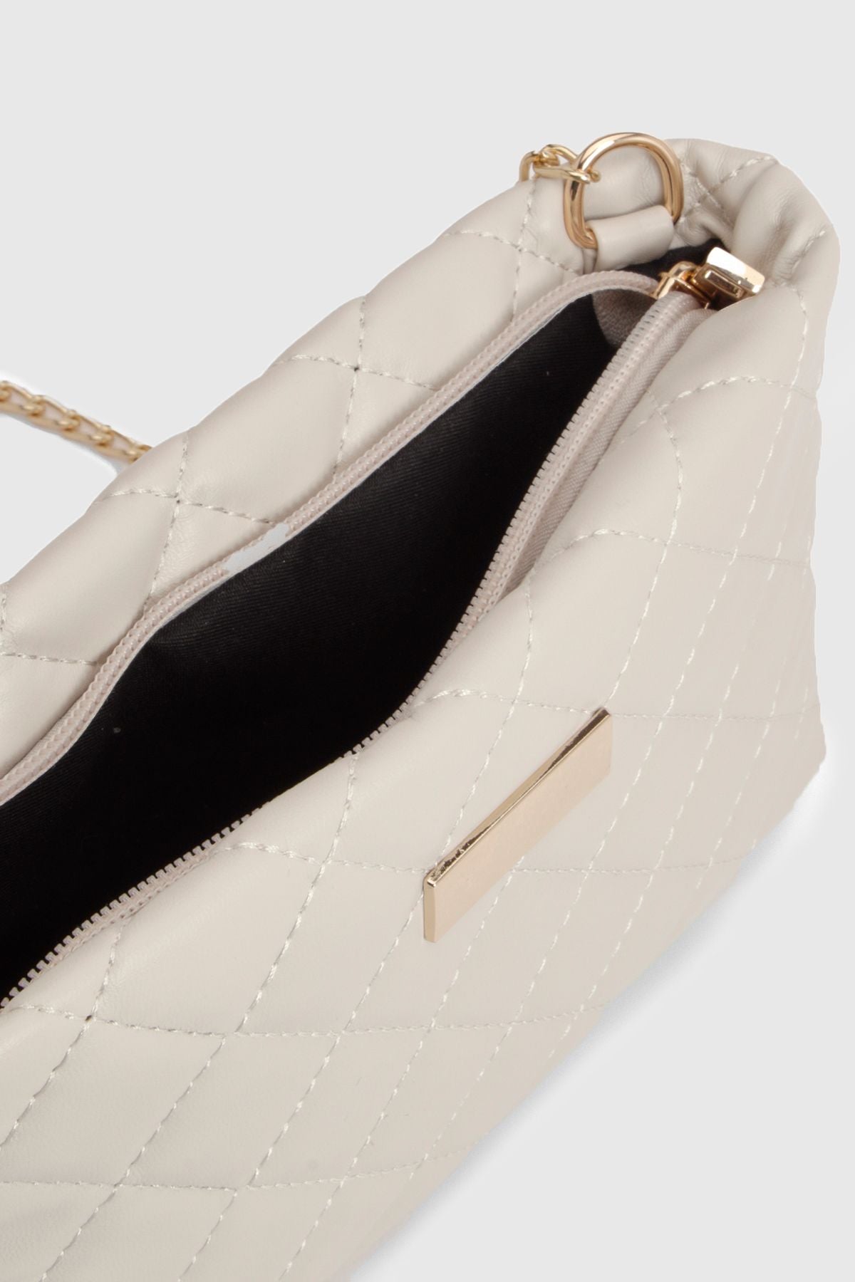 https://mediahub.prettylittlething.com/hzz47433_ivory_xl_3