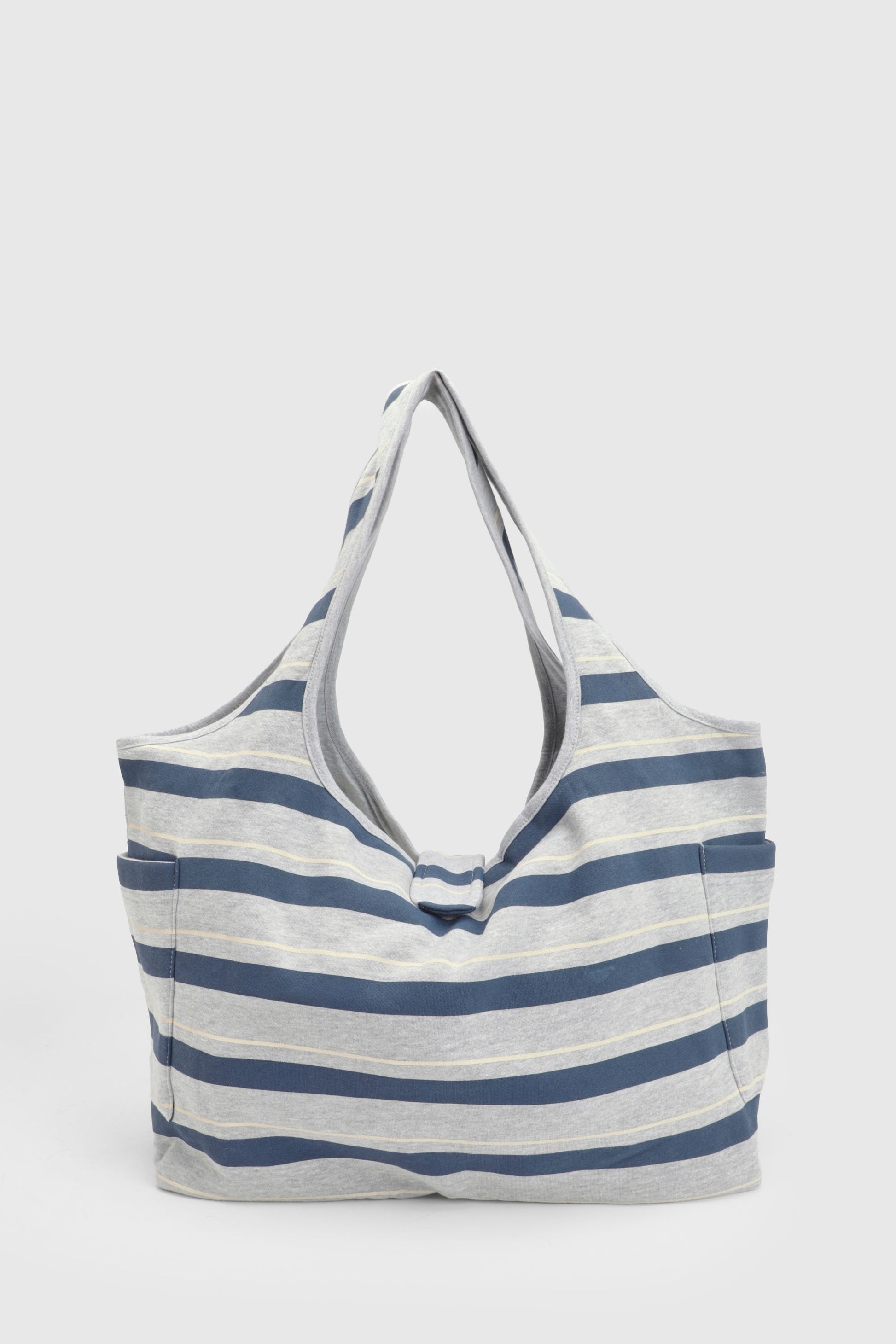 https://mediahub.prettylittlething.com/hzz47479_grey_xl_1