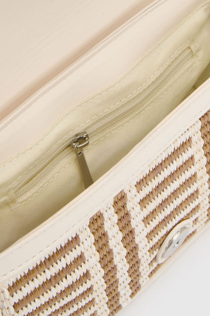 https://mediahub.prettylittlething.com/hzz48300_beige_xl_4
