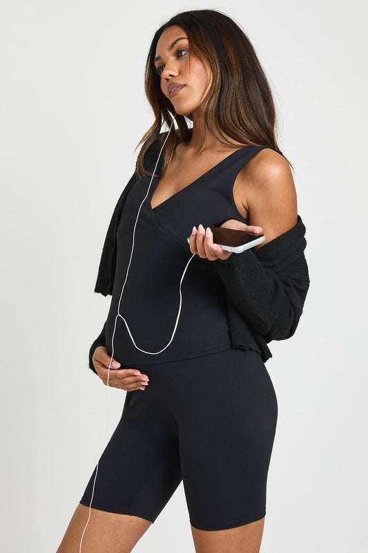 https://mediahub.prettylittlething.com/hzz48740_black_xl