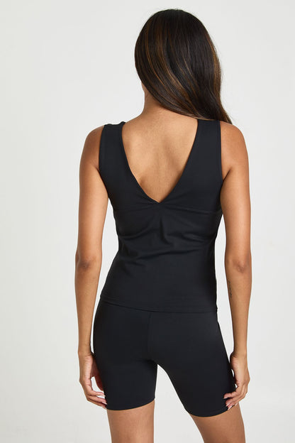 https://mediahub.prettylittlething.com/hzz48740_black_xl_1