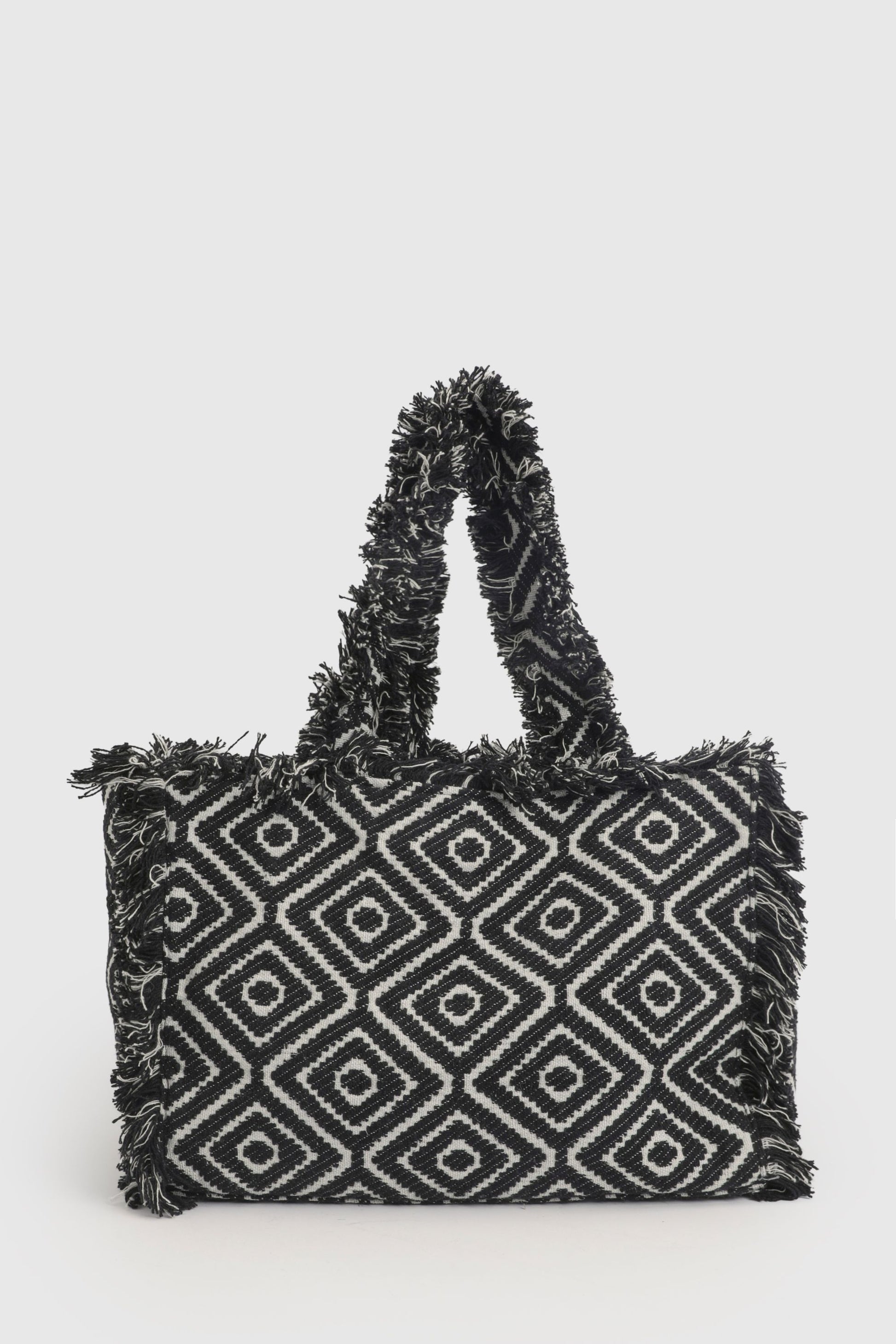 https://mediahub.prettylittlething.com/hzz50440_black_xl_1