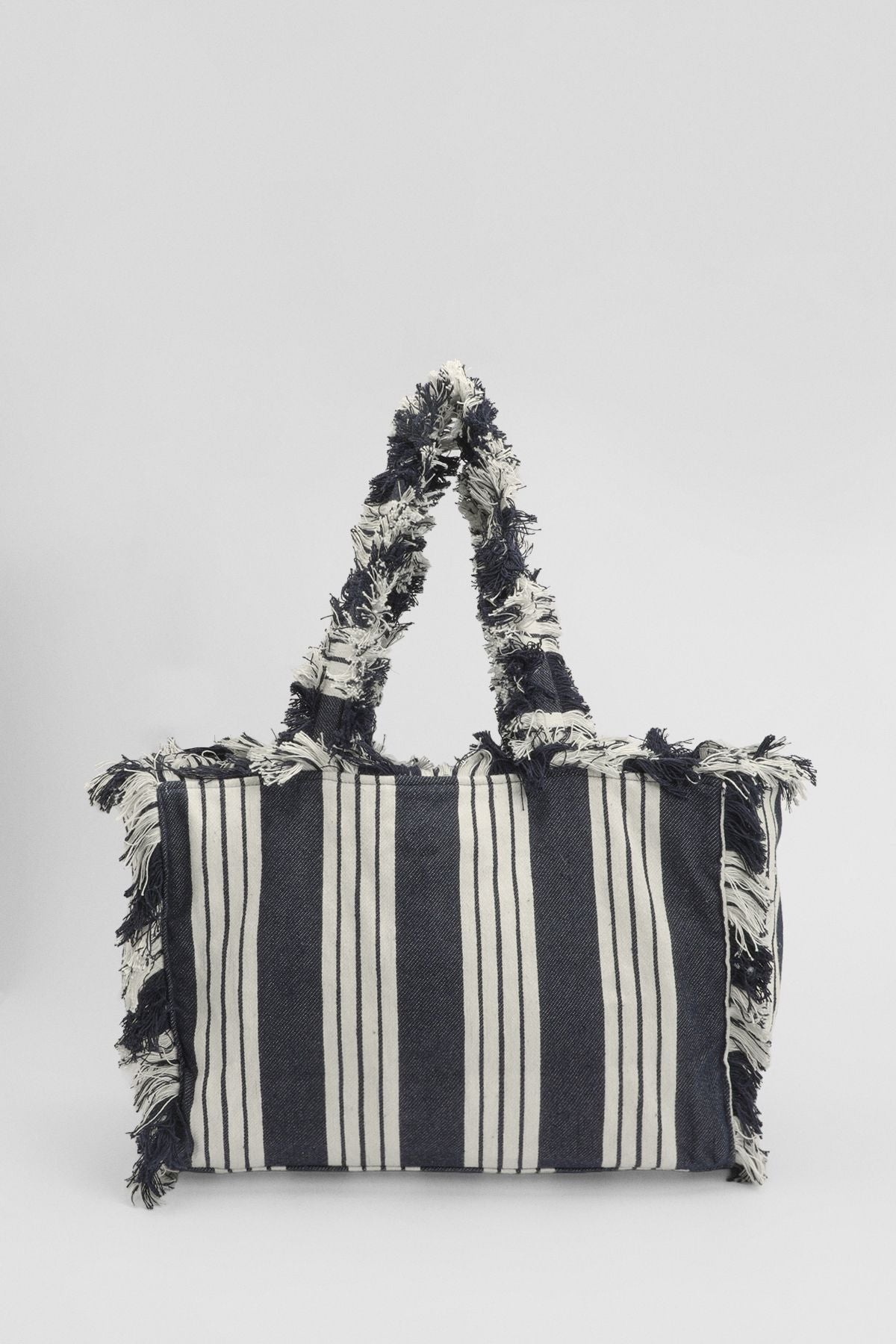 https://mediahub.prettylittlething.com/hzz50446_navy_xl_1