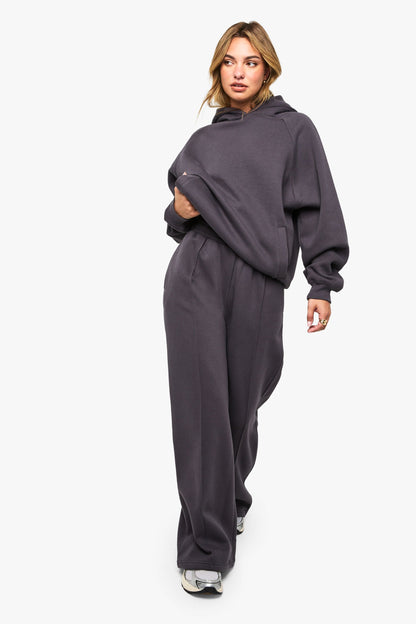 https://mediahub.prettylittlething.com/hzz54549_charcoal_xl_2