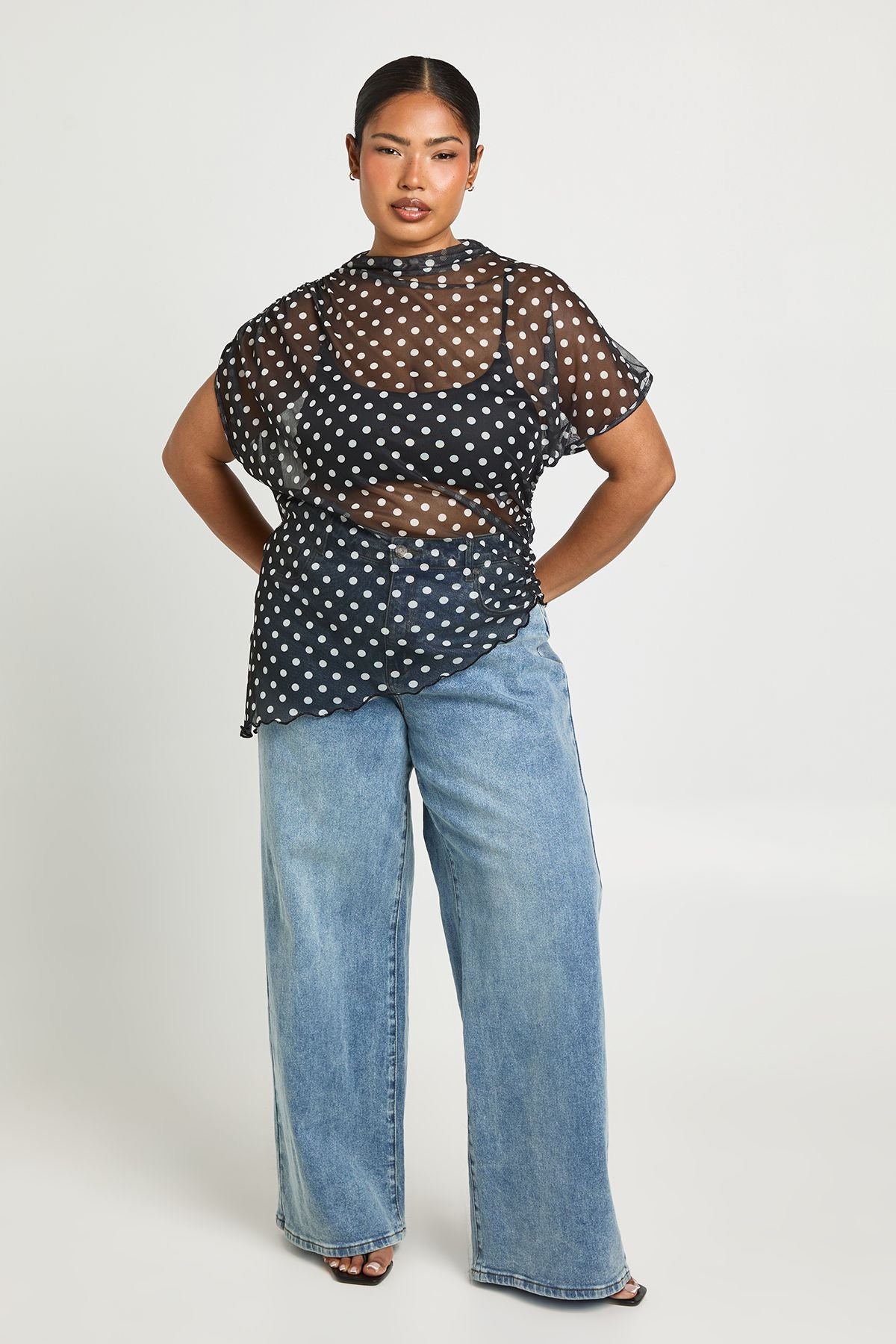 https://mediahub.prettylittlething.com/hzz55472_black_xl_2