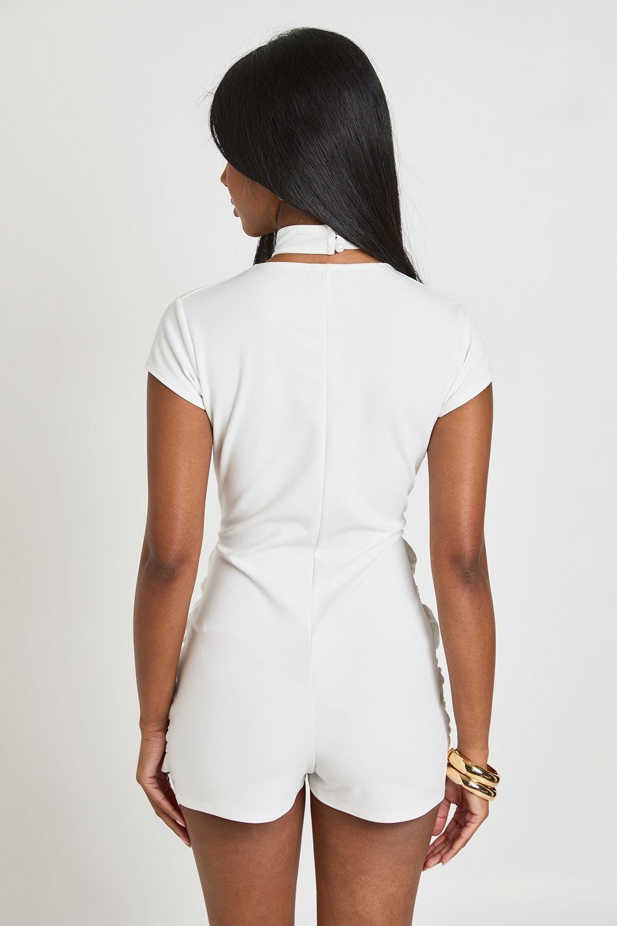 https://mediahub.prettylittlething.com/hzz56787_cream_xl_1